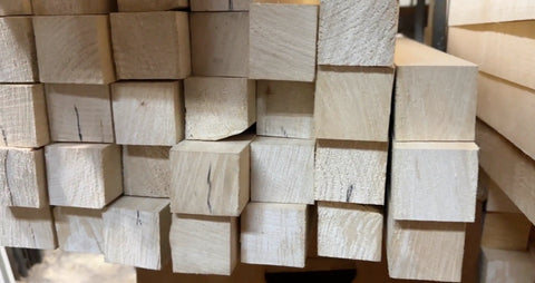 Stack von woodturning blanks ready für Drehen
